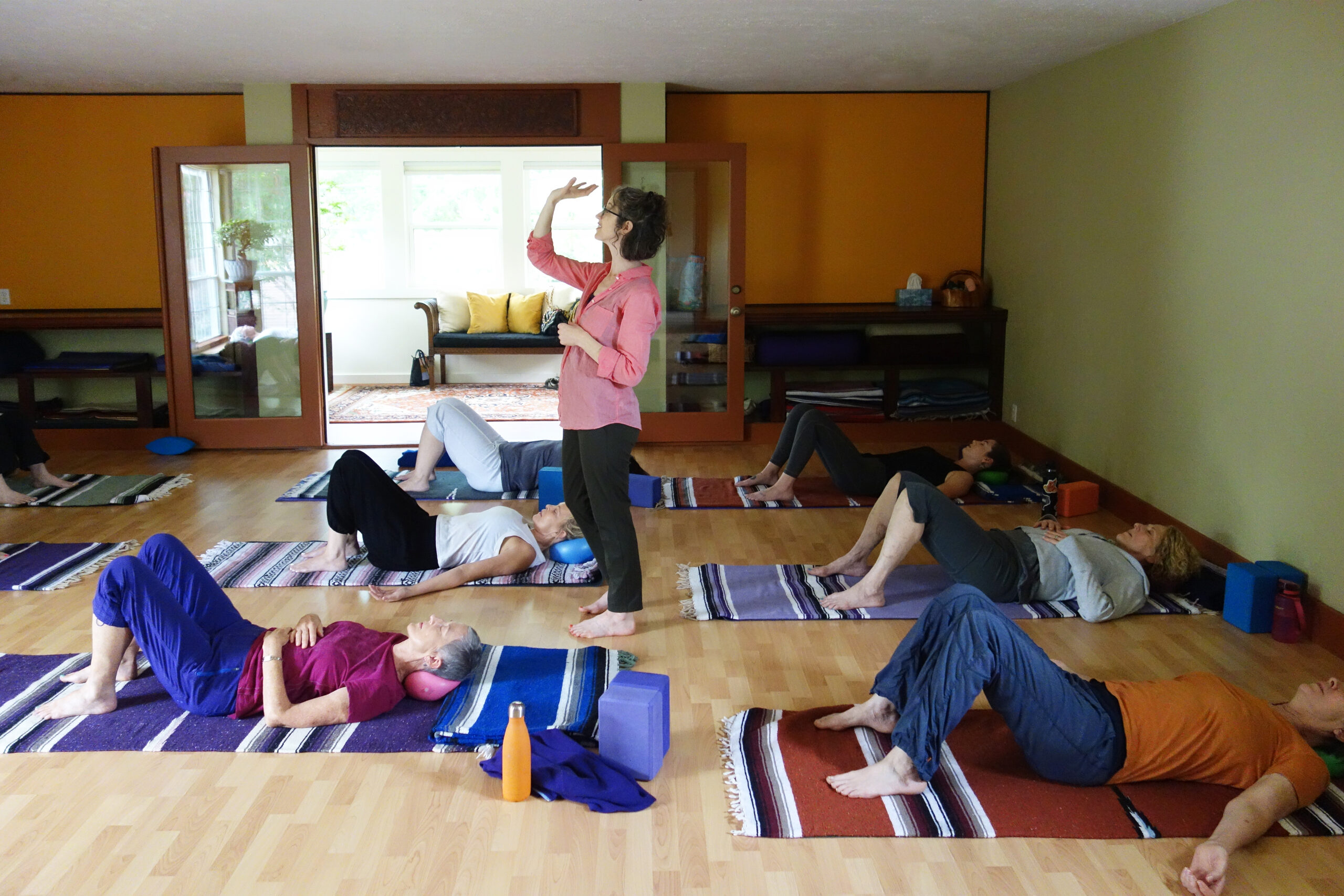 somatic yoga class dallas Jessica O'Keefe demonstrating